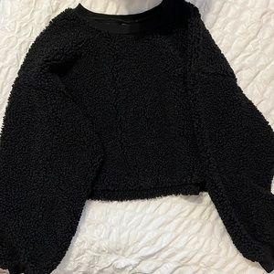 Black crop Sherpa